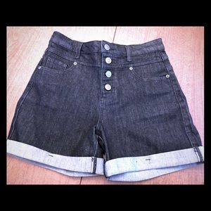 ModCloth karaoke Jean shorts NEW